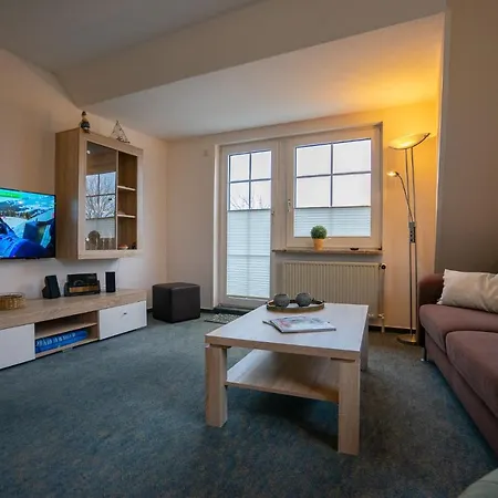 Haus Kim 2 Apartment Busum